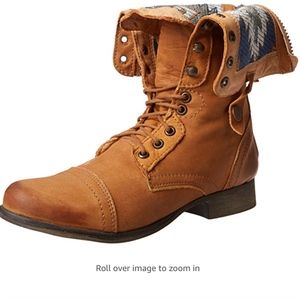 Steve Madden Women's Chevie Boot SIZE 8